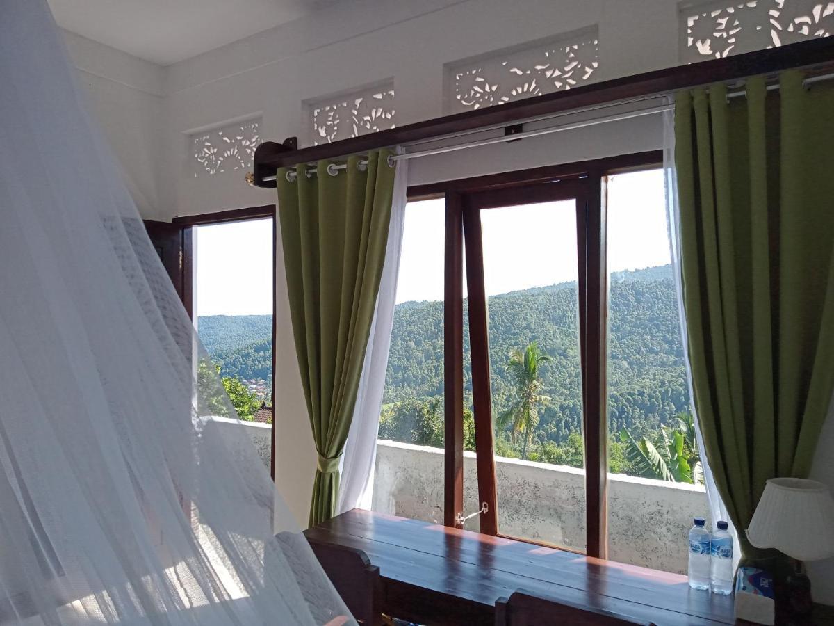 Aris Homestay&Warung Made Munduk Exterior foto